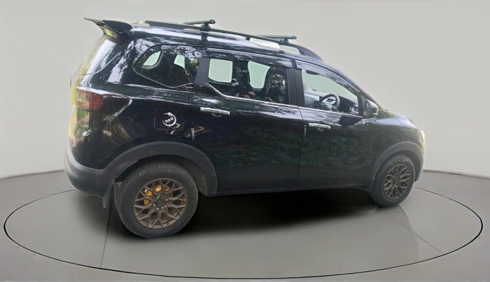 2024 Renault TRIBER RXZ, Petrol, Manual, 16,385 km, exterior