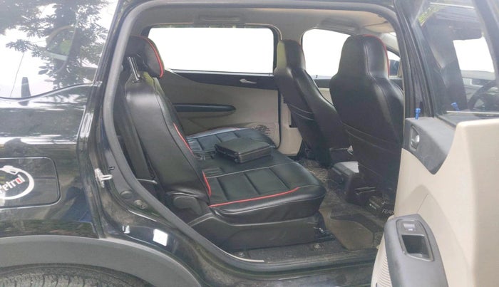 2024 Renault TRIBER RXZ, Petrol, Manual, 16,385 km, interior