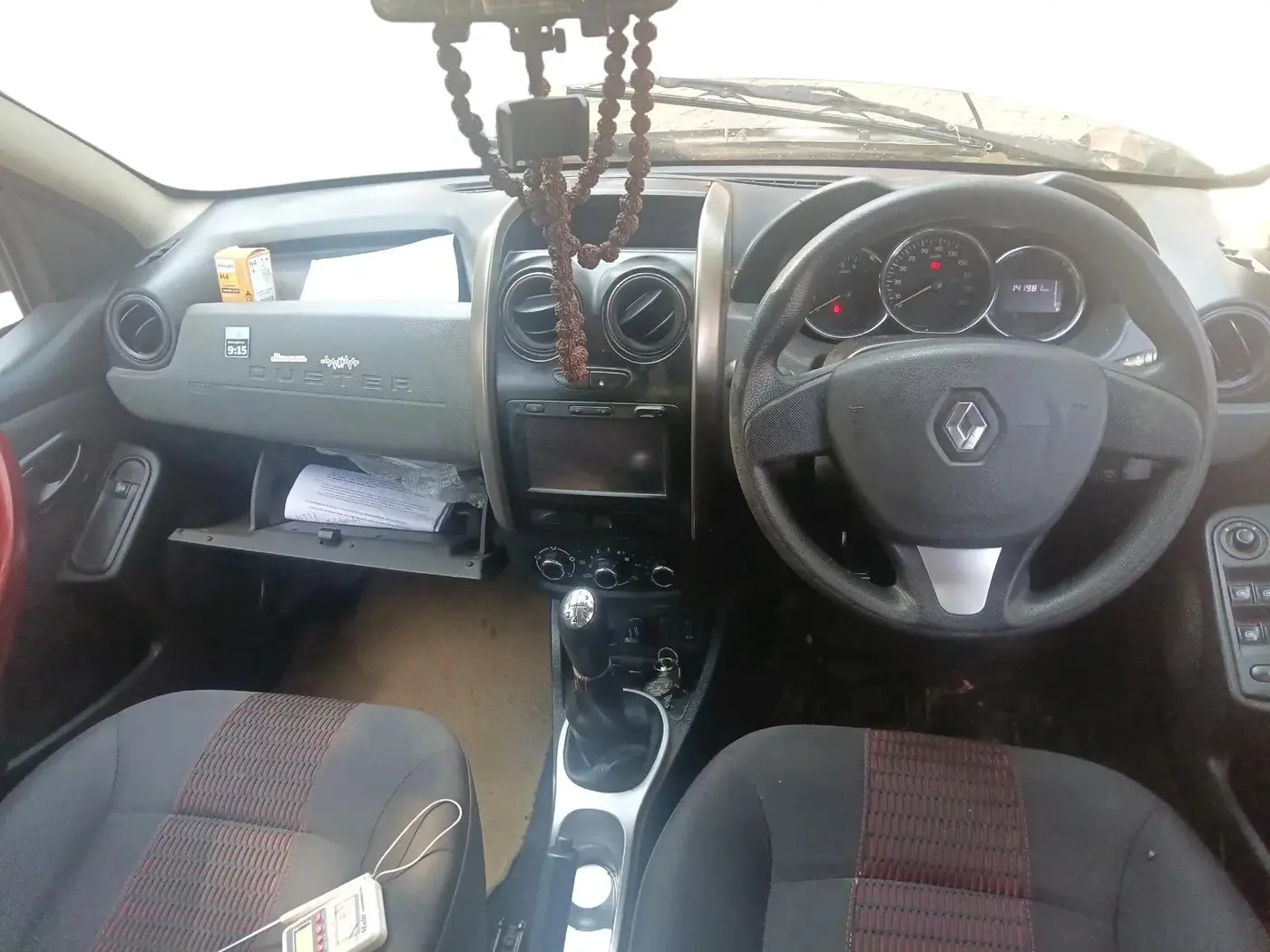 2018 Renault Duster 85 PS RXS MT DIESEL, Diesel, Manual, 1,41,981 km, interior