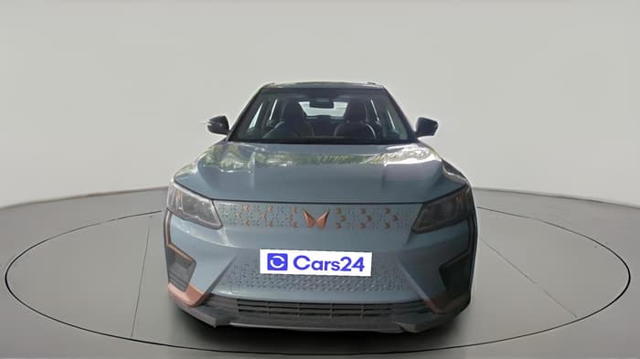 2023 Mahindra XUV400 EL 7.2 KW, Electric, Automatic, 85,486 km, exterior