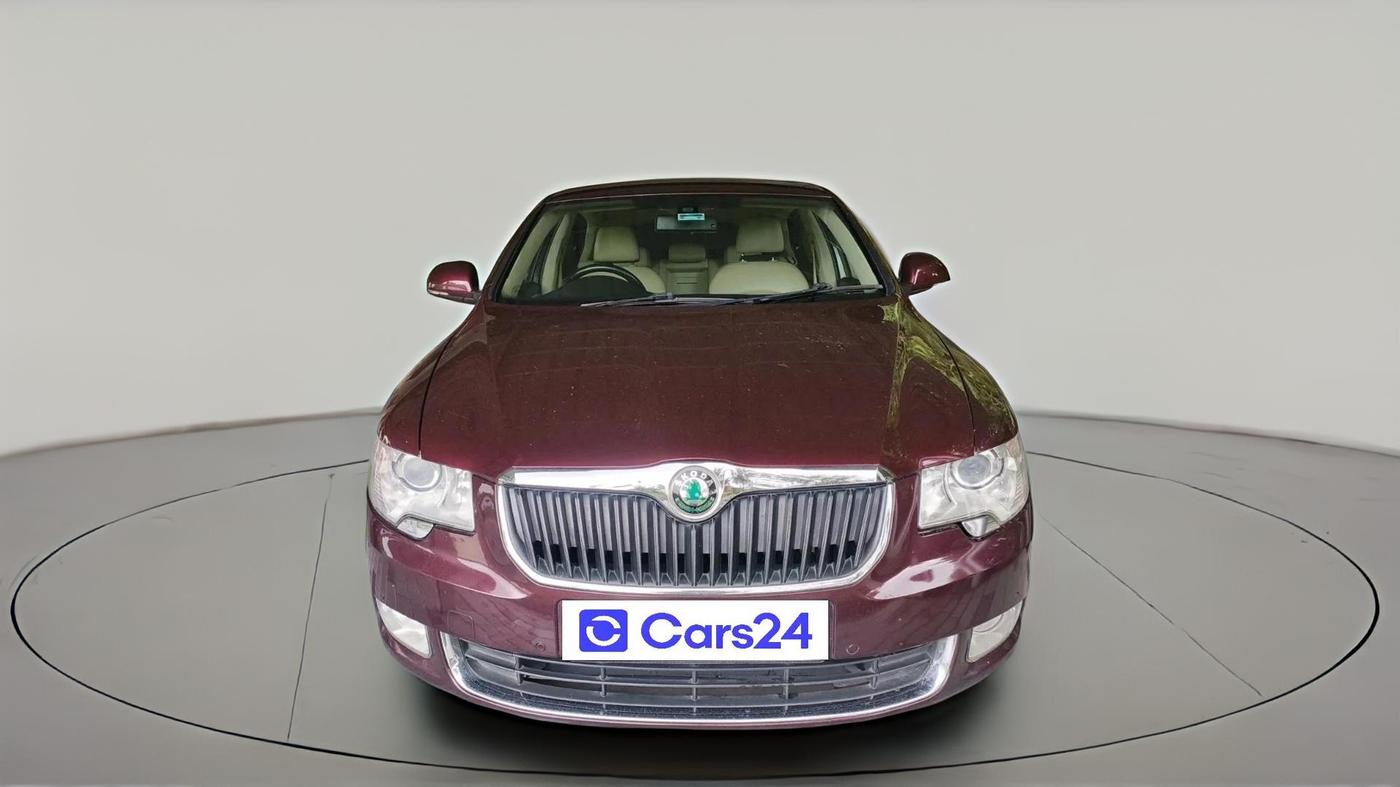 2012 Skoda Superb ELEGANCE 2.0 TDI CR AT, Diesel, Automatic, 1,02,737 km, exterior