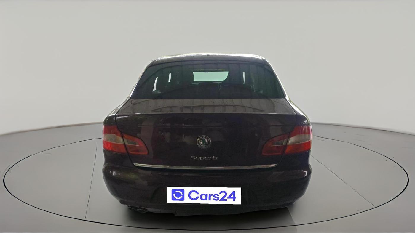 2012 Skoda Superb ELEGANCE 2.0 TDI CR AT, Diesel, Automatic, 1,02,737 km, exterior