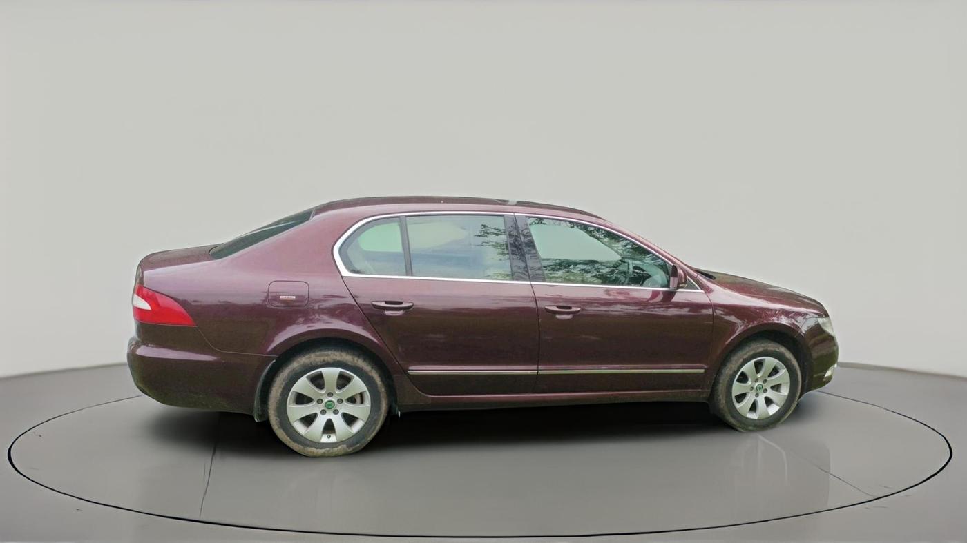 2012 Skoda Superb ELEGANCE 2.0 TDI CR AT, Diesel, Automatic, 1,02,737 km, exterior