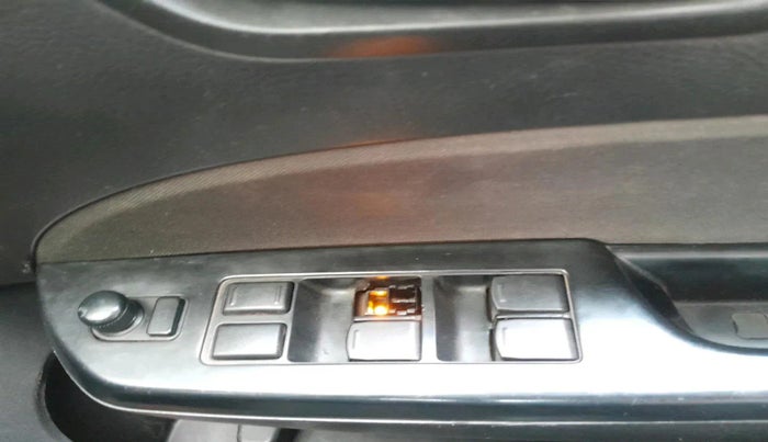 2016 Maruti Swift VXI, Petrol, Manual, 93,725 km, interior