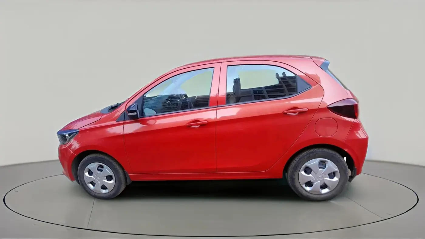 2022 Tata Tiago XT (O) PETROL, Petrol, Manual, 15,600 km, exterior