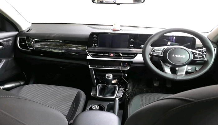 2023 KIA SELTOS  HTK PLUS 1.5 DIESEL IMT, Diesel, Manual, 37,421 km, interior