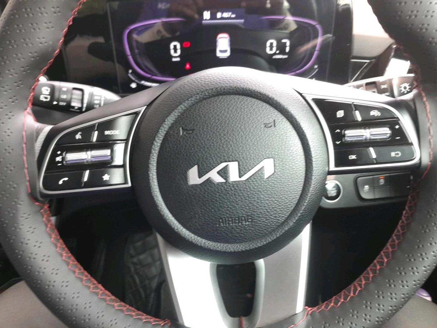 2023 KIA SELTOS  HTK PLUS 1.5 DIESEL IMT, Diesel, Manual, 37,421 km, interior