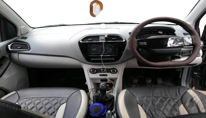 2025 Tata Tiago XT PETROL, Petrol, Manual, 7,682 km, interior