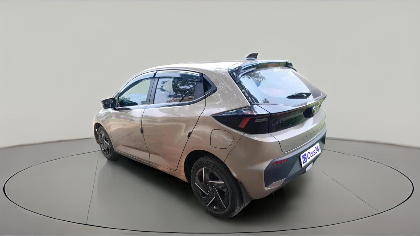 2025 Tata ALTROZ Accomplished S Petrol 5 MT, Petrol, Manual, 6,688 km, exterior