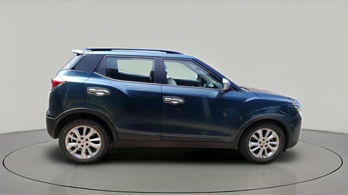 2019 Mahindra XUV300 W8 1.5 DIESEL, Diesel, Manual, 1,38,232 km, exterior