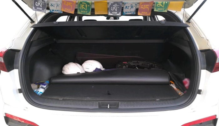 2017 Hyundai Creta SX (O) 1.6 DIESEL, Diesel, Manual, 1,83,979 km, exterior