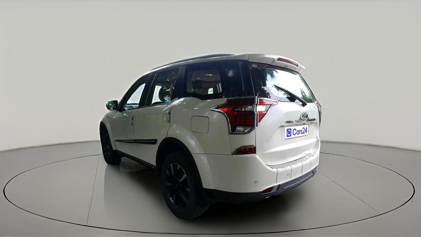 2018 Mahindra XUV500 W11, Diesel, Manual, 44,493 km, exterior