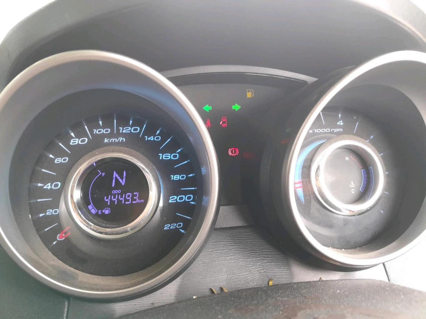 2018 Mahindra XUV500 W11, Diesel, Manual, 44,493 km, interior