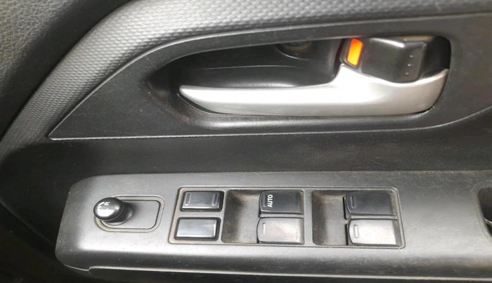 2019 Maruti New Wagon-R VXI 1.0, Petrol, Manual, 1,34,848 km, interior