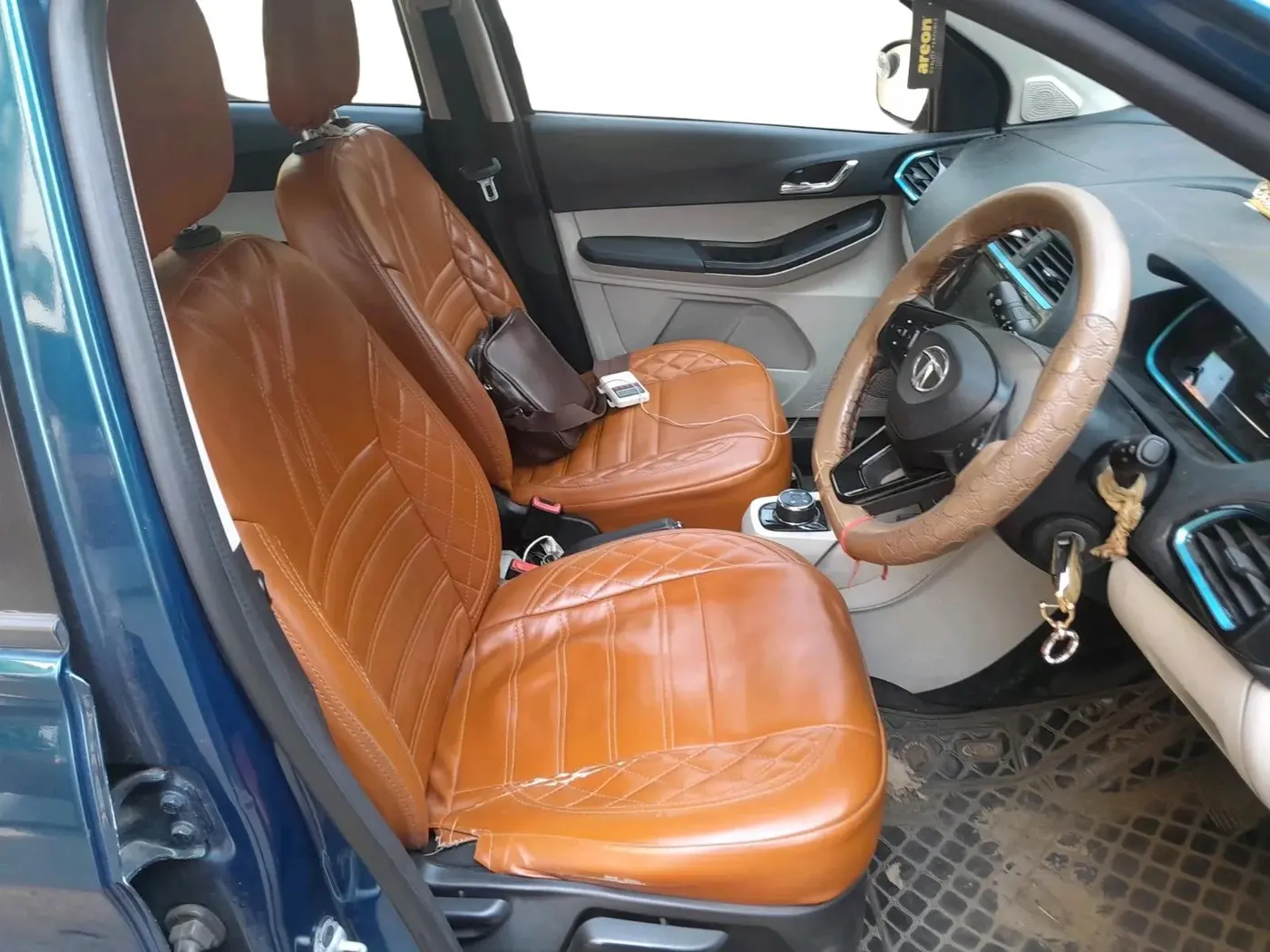 2023 Tata TIAGO EV XZ PLUS LONG RANGE, Electric, Automatic, 65,482 km, interior