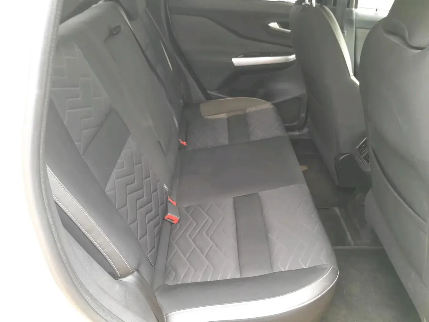 2021 Nissan MAGNITE XV PREMIUM TURBO CVT DUAL TONE, Petrol, Automatic, 53,285 km, interior