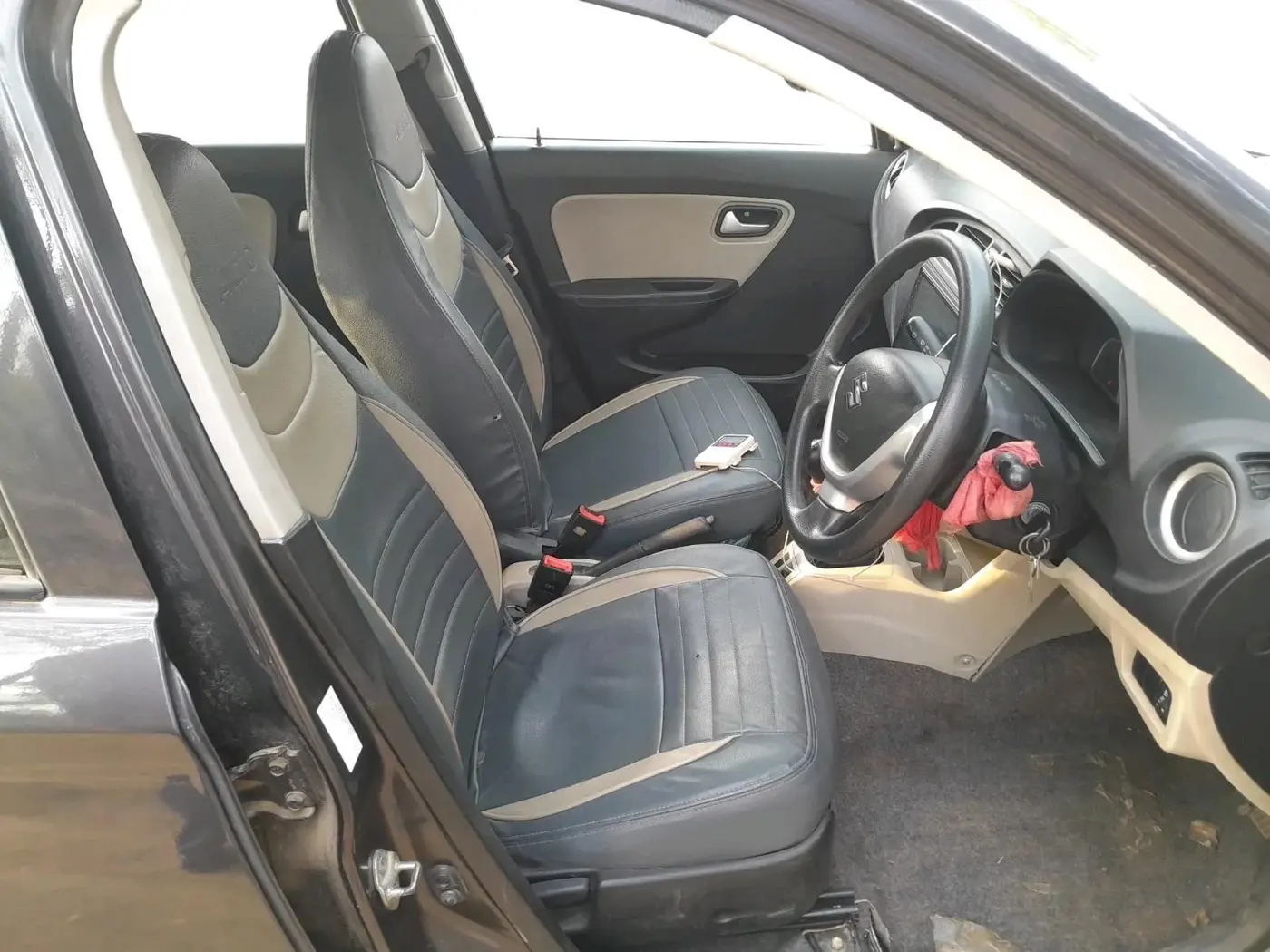 2019 Maruti Alto LXI, Petrol, Manual, 30,032 km, interior