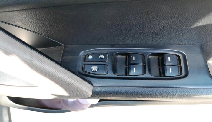 2017 Hyundai Creta E PLUS 1.6 PETROL, Petrol, Manual, 45,573 km, interior