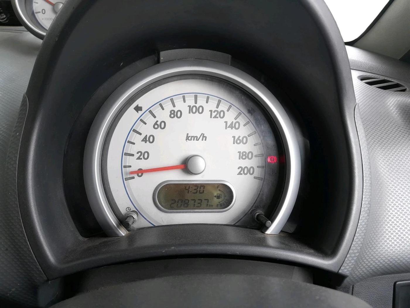 2014 Maruti Ritz VDI, Diesel, Manual, 2,08,737 km, interior