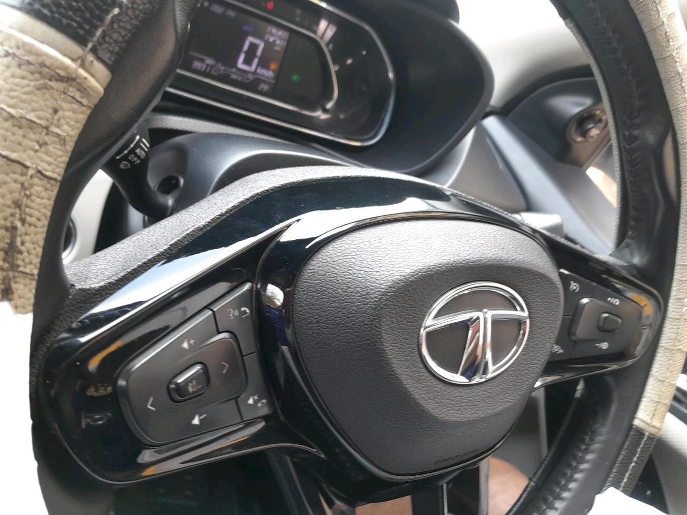 2020 Tata NEXON XZ PLUS (O) DIESEL, Diesel, Manual, 39,311 km, interior