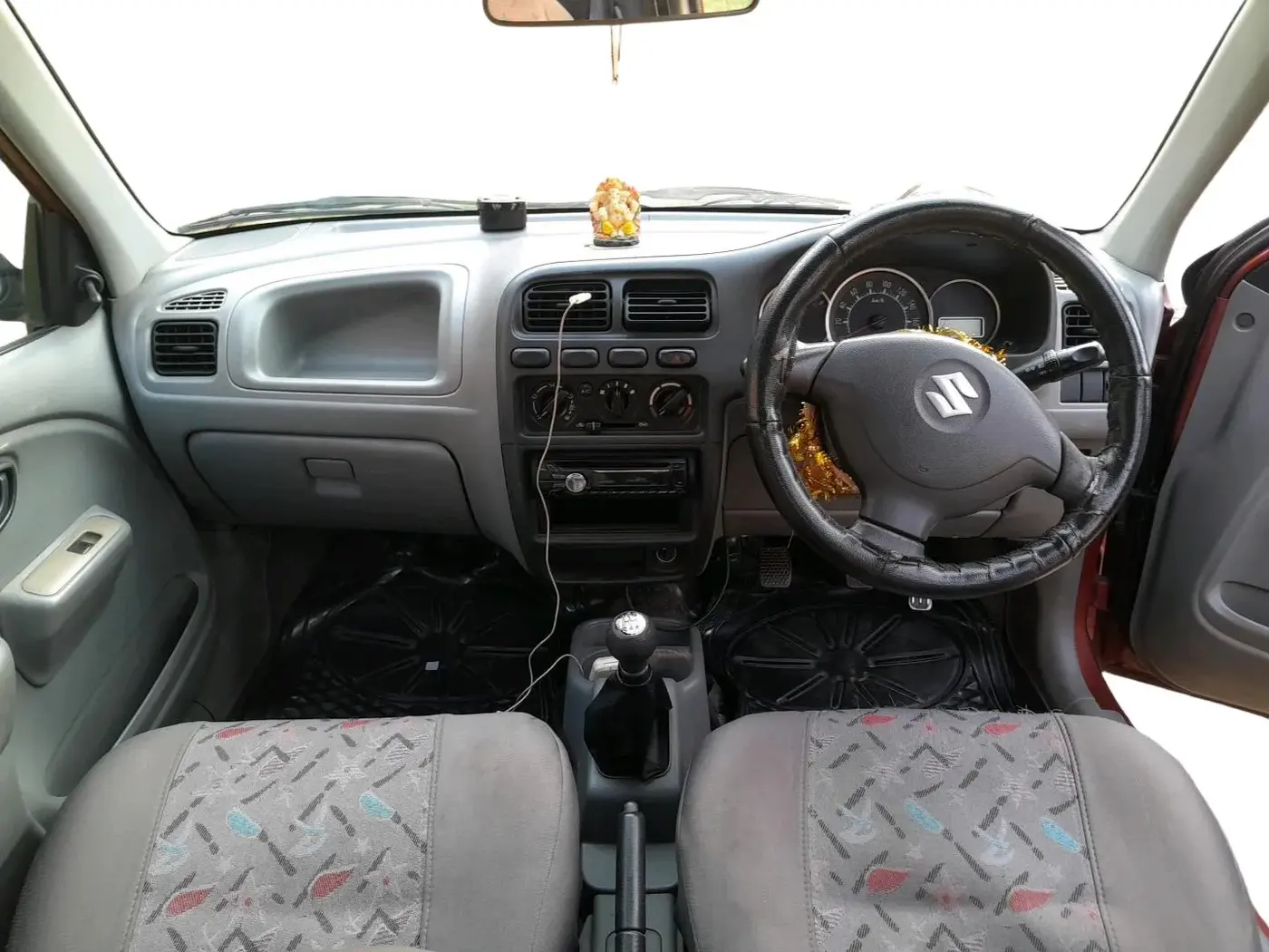 2013 Maruti Alto K10 VXI, Petrol, Manual, 45,733 km, interior
