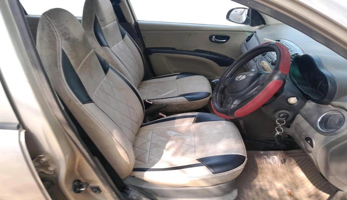 2011 Hyundai i10 SPORTZ 1.2, Petrol, Manual, 70,856 km, interior