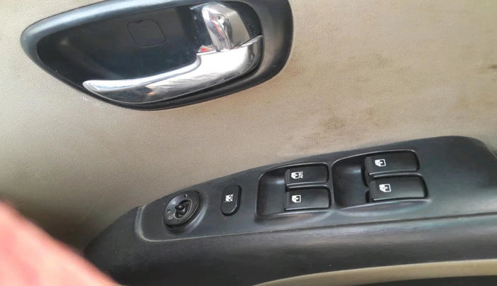 2011 Hyundai i10 SPORTZ 1.2, Petrol, Manual, 70,856 km, interior