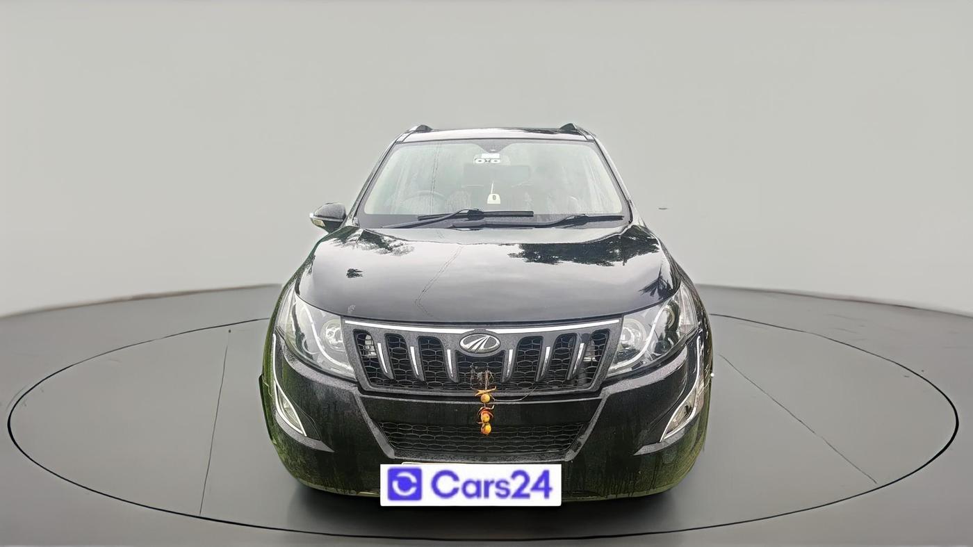2016 Mahindra XUV500 W10, Diesel, Manual, 61,184 km, exterior