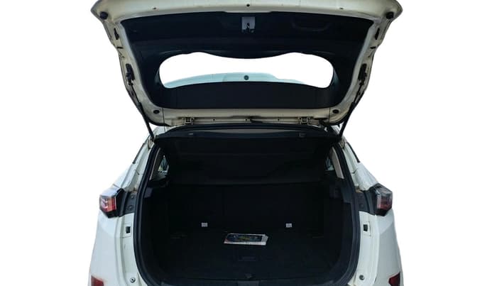 2019 Tata Harrier XZ 2.0L, Diesel, Manual, 1,48,393 km, exterior