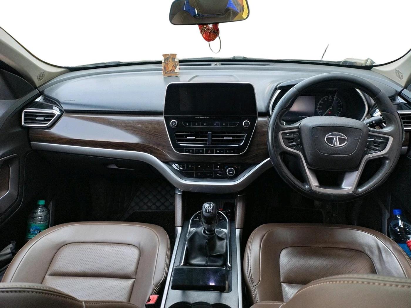 2019 Tata Harrier XZ 2.0L, Diesel, Manual, 1,48,393 km, interior