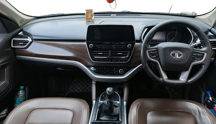 2019 Tata Harrier XZ 2.0L, Diesel, Manual, 1,48,393 km, interior