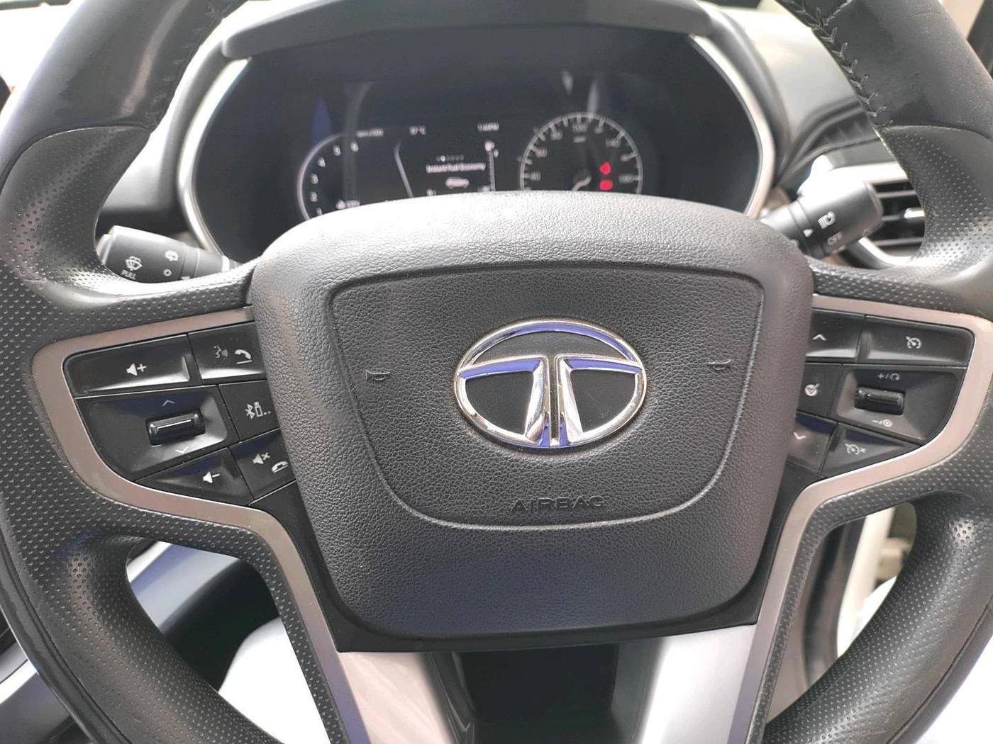 2019 Tata Harrier XZ 2.0L, Diesel, Manual, 1,48,393 km, interior