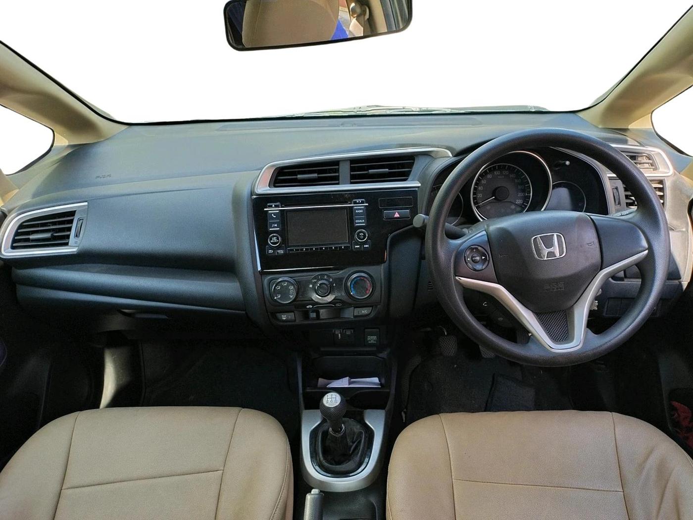 2016 Honda Jazz 1.2L I-VTEC SV, Petrol, Manual, 86,986 km, interior