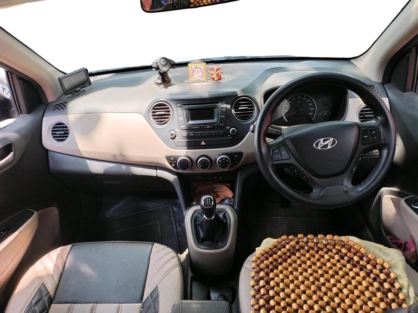 2015 Hyundai Grand i10 SPORTZ 1.2 KAPPA VTVT, Petrol, Manual, 46,262 km, interior