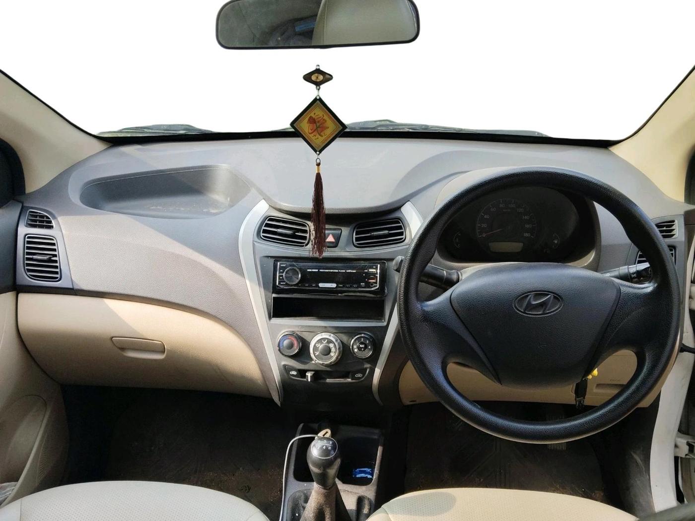 2017 Hyundai Eon ERA +, Petrol, Manual, 29,867 km, interior