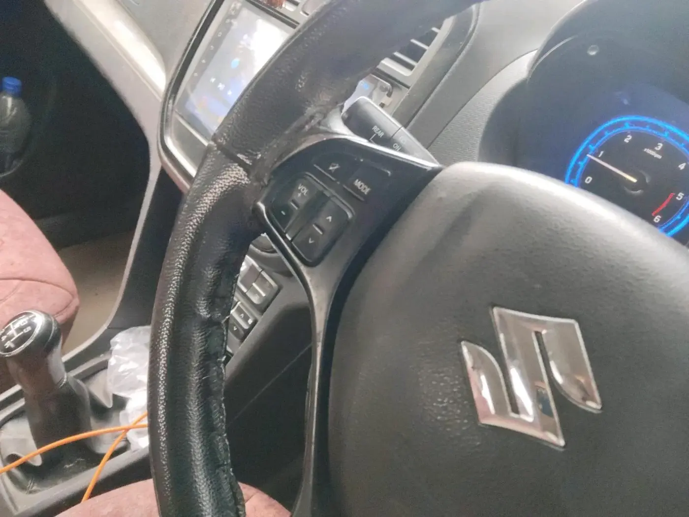2019 Maruti Vitara Brezza ZDI, Diesel, Manual, 1,24,793 km, interior