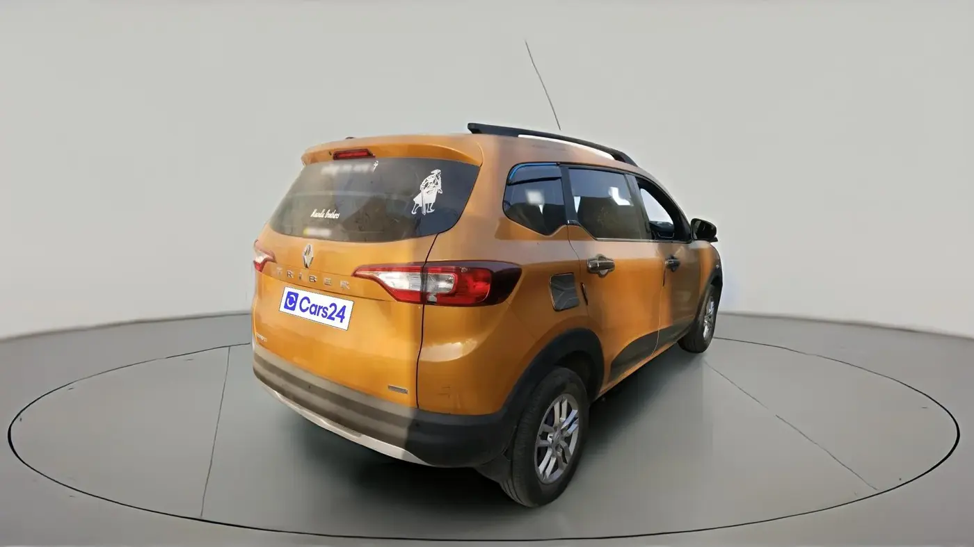 2019 Renault TRIBER RXT, Petrol, Manual, 18,513 km, exterior