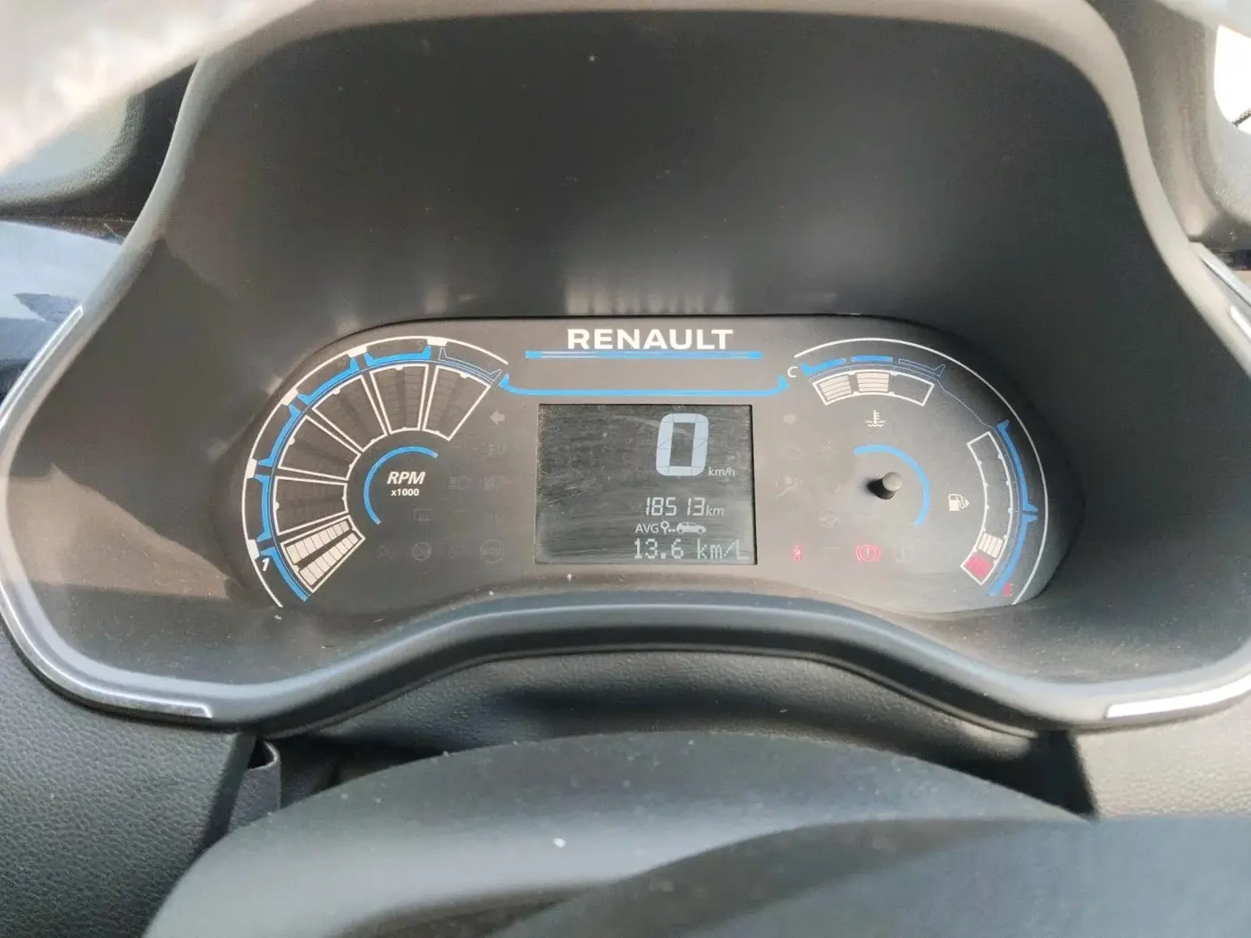 2019 Renault TRIBER RXT, Petrol, Manual, 18,513 km, interior