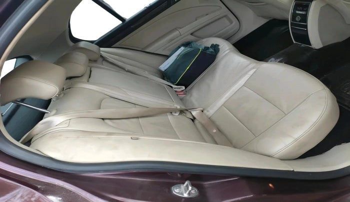 2014 Skoda Superb ELEGANCE 2.0 TDI CR AT, Diesel, Automatic, 86,834 km, interior