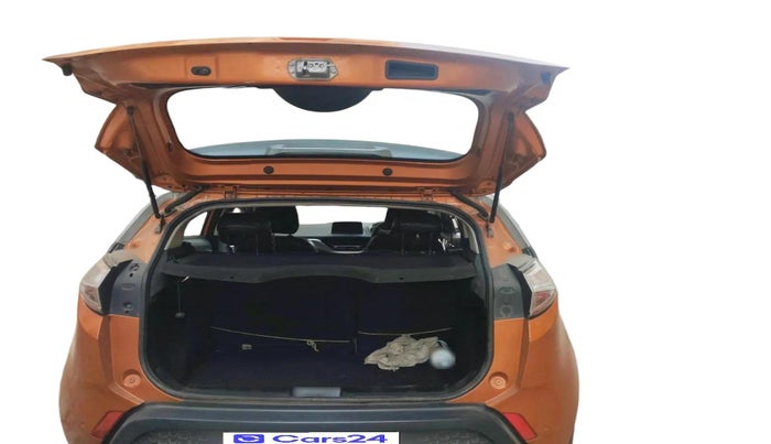 2018 Tata NEXON XZA PLUS DIESEL DUAL TONE, Diesel, Automatic, 1,00,713 km, exterior