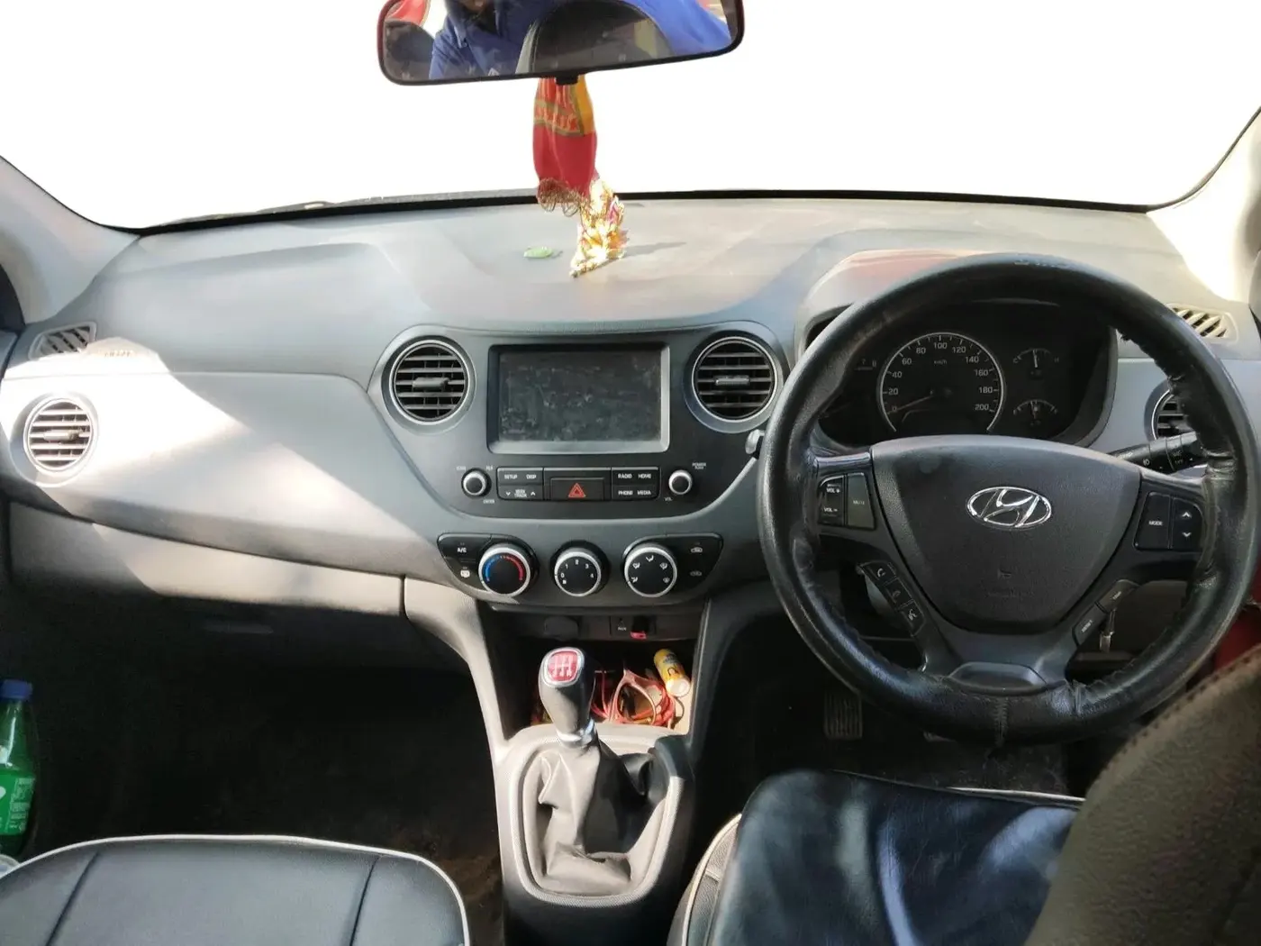 2018 Hyundai Grand i10 SPORTZ 1.2 KAPPA VTVT DUAL TONE, Petrol, Manual, 49,776 km, interior