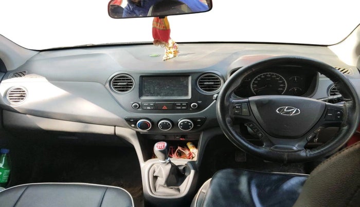 2018 Hyundai Grand i10 SPORTZ 1.2 KAPPA VTVT DUAL TONE, Petrol, Manual, 49,776 km, interior