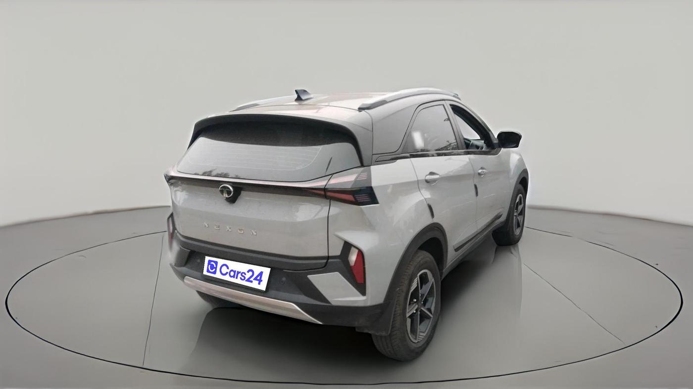 2025 Tata NEXON Creative Plus (PS) 1.2 Petrol DCA Dual Tone, Petrol, Automatic, 7,248 km, exterior