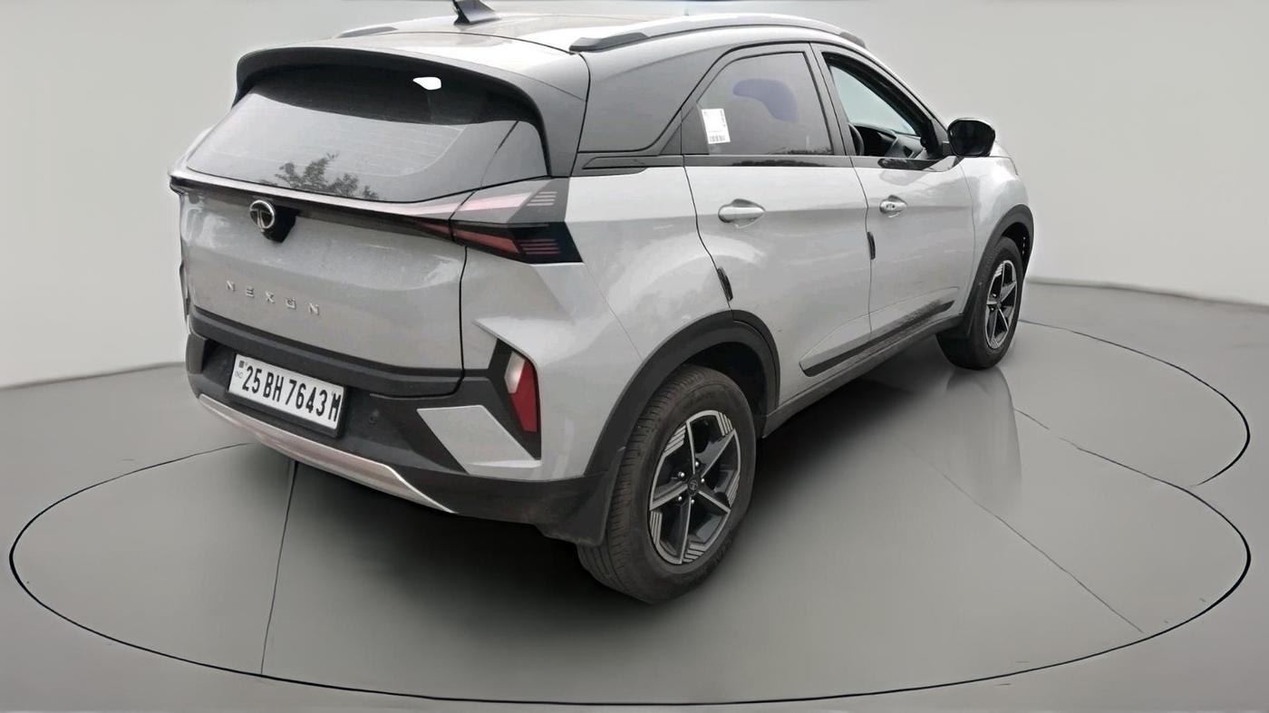 2025 Tata NEXON Creative Plus (PS) 1.2 Petrol DCA Dual Tone, Petrol, Automatic, 7,248 km, exterior