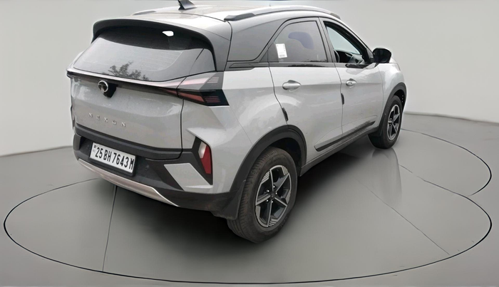 2025 Tata NEXON Creative Plus (PS) 1.2 Petrol DCA Dual Tone, Petrol, Automatic, 7,248 km, exterior