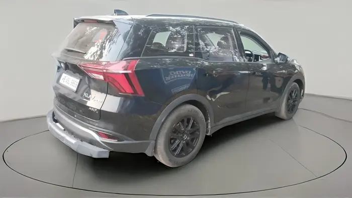 2024 Mahindra XUV700 AX 7 LUXURY D AT 7 STR, Diesel, Automatic, 27,834 km, exterior