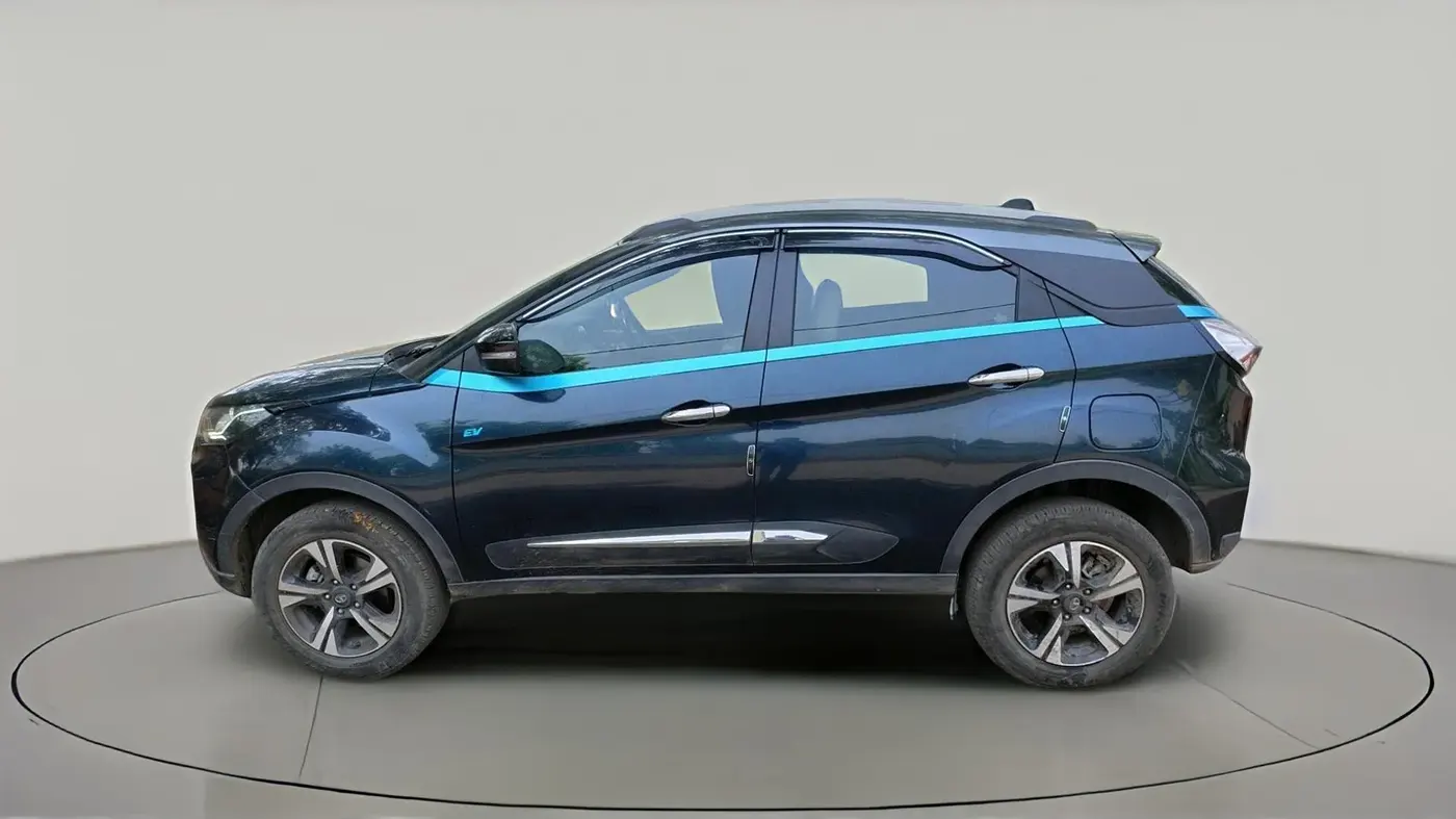 2022 Tata NEXON EV MAX XZ PLUS LUX, Electric, Automatic, 18,753 km, exterior