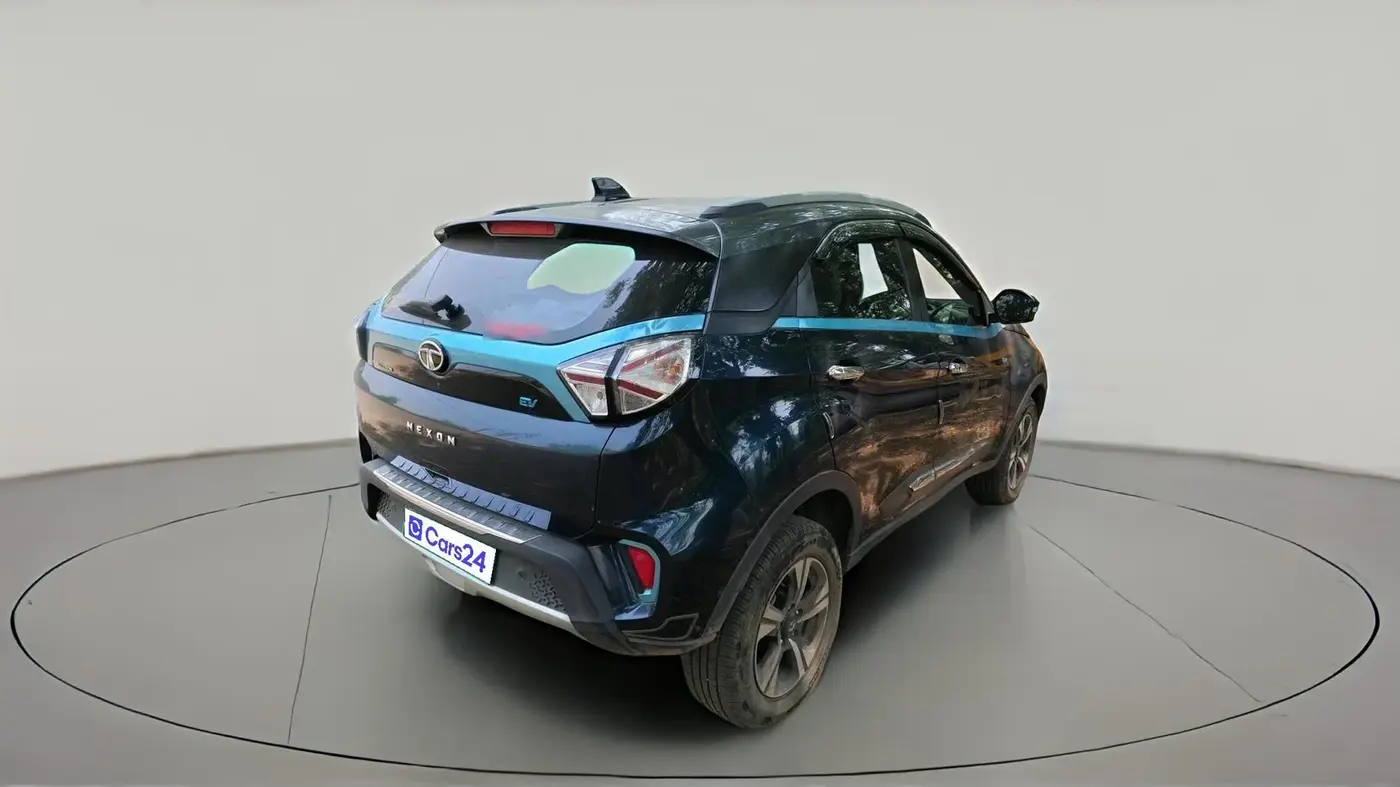 2022 Tata NEXON EV MAX XZ PLUS LUX, Electric, Automatic, 18,753 km, exterior
