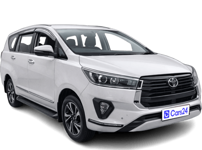 2022 Toyota Innova Crysta - SUV - Petrol - Manual - ₹13.72 lakh