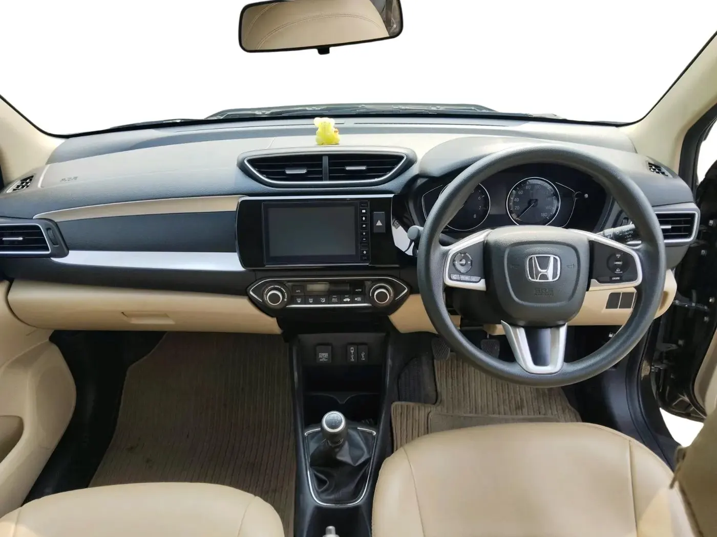 2022 Honda Amaze 1.2L I-VTEC VX, Petrol, Manual, 11,100 km, interior